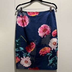 Banana Republic Pencil Skirt - Navy Floral